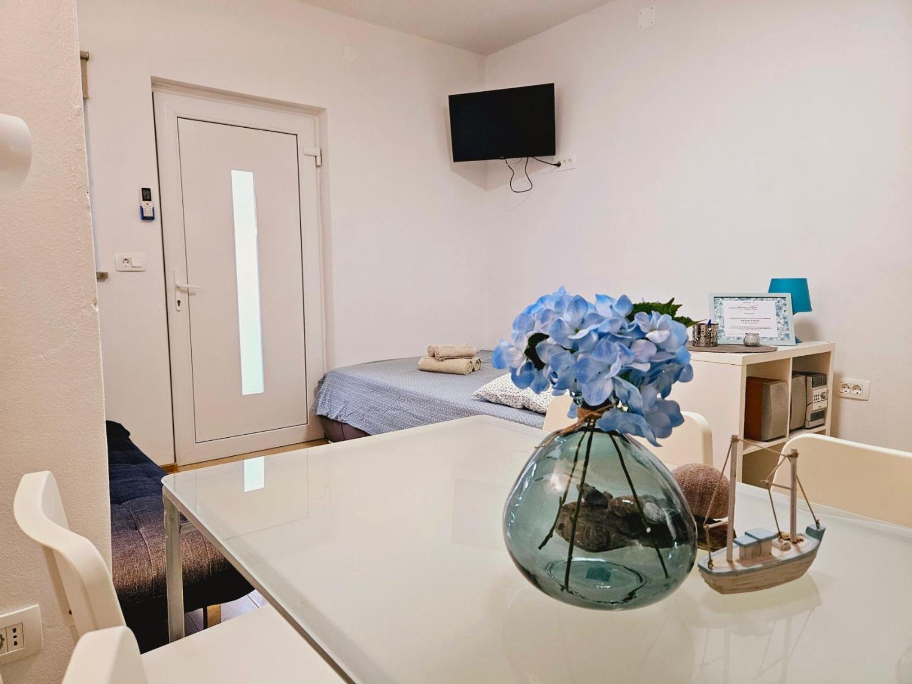 Apartma Tul Izola Exterior foto